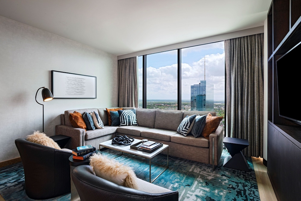 Austin Marriott Downtown 37/58