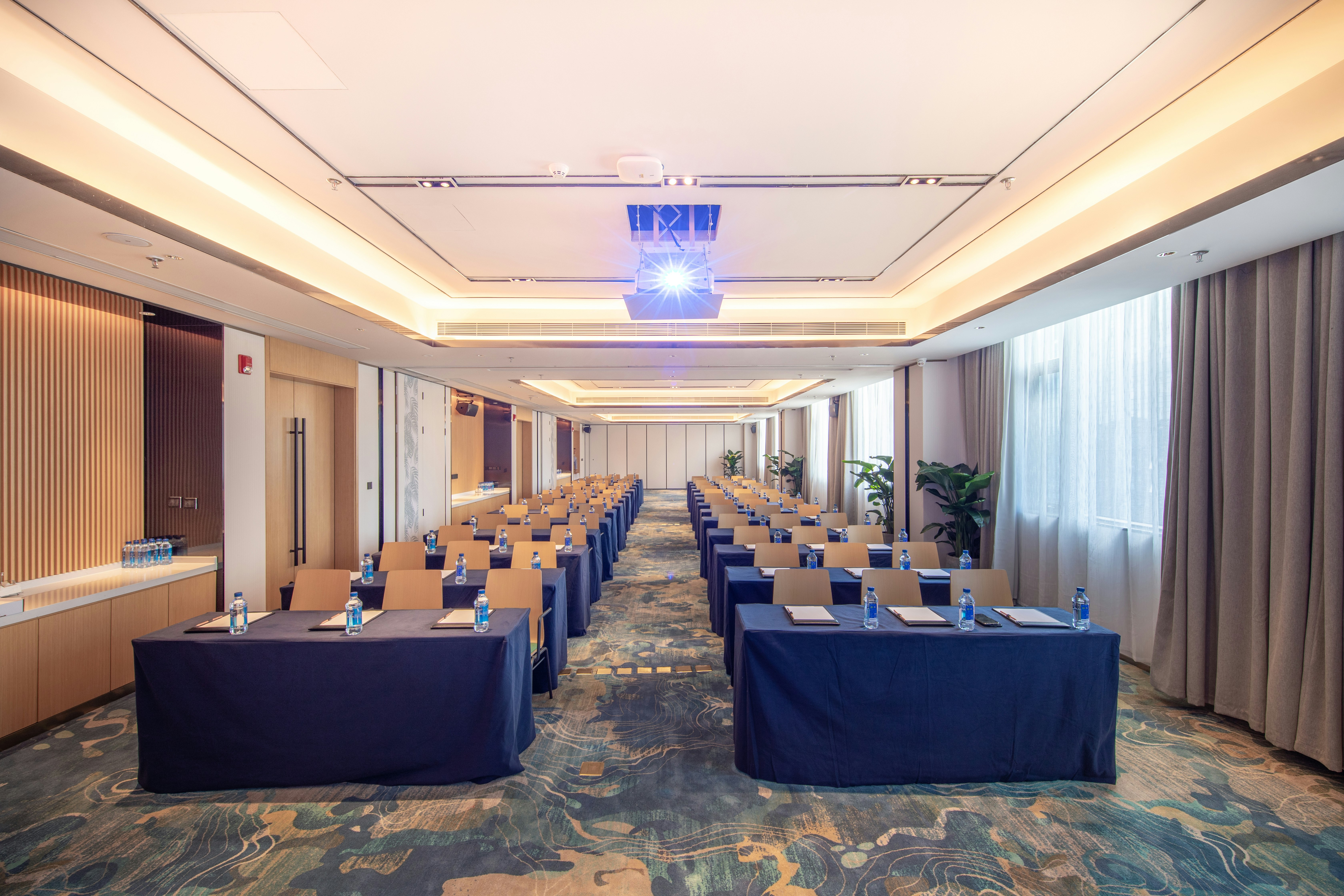 Hilton Garden Inn Shenzhen Nanshan Avenue 24/50