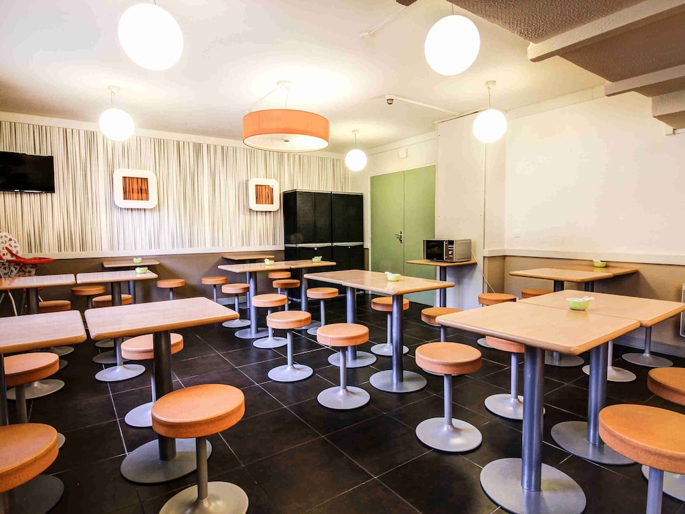 Ibis Budget Chateaudun 44/52
