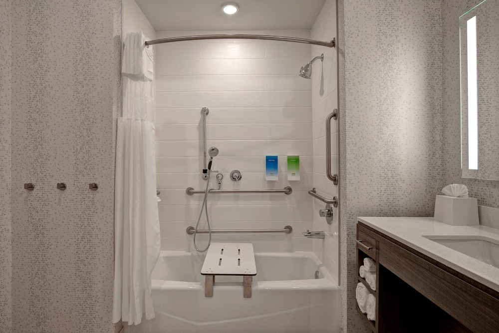 Home2 Suites By Hilton Dallas Lewisville Tx 13/64
