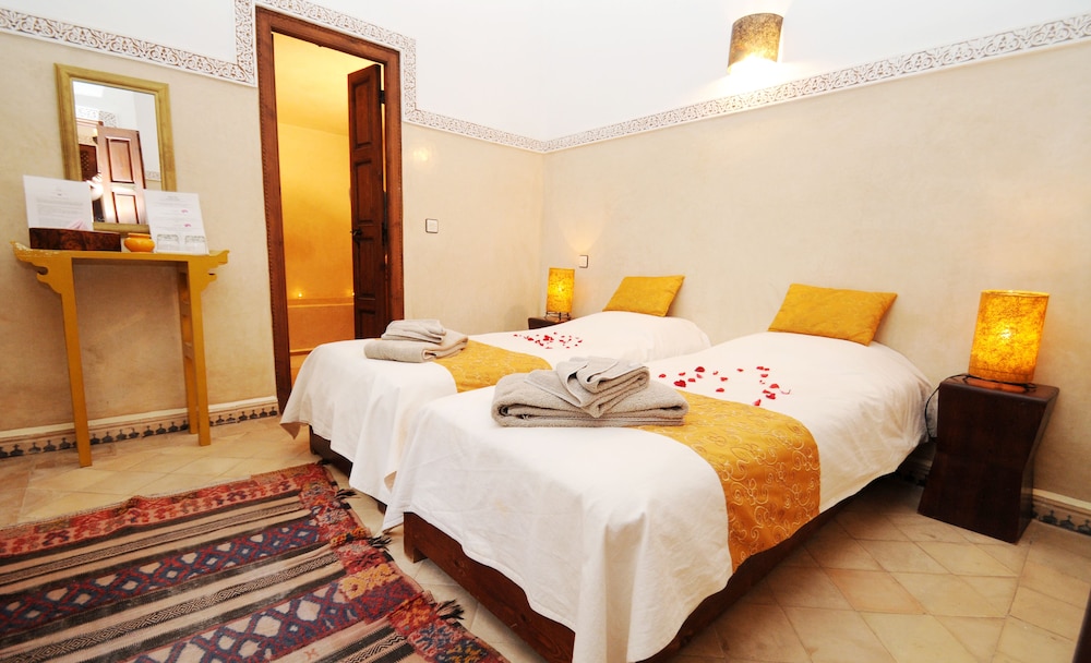 Riad Elias 17/72