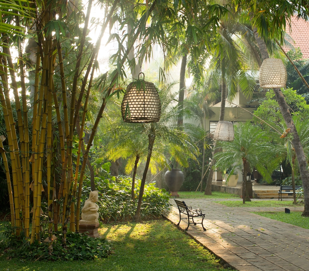 Bumi Surabaya City Resort 37/46