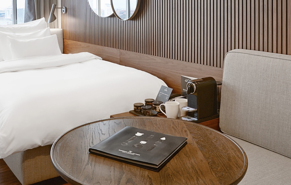 RADISSON COLLECTION ROYAL HOTEL, COPENHAGEN 27/72