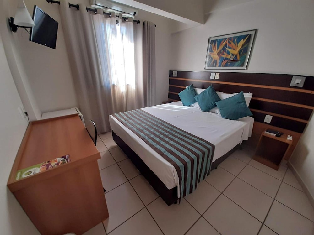 Ferraz Hotel 22/65