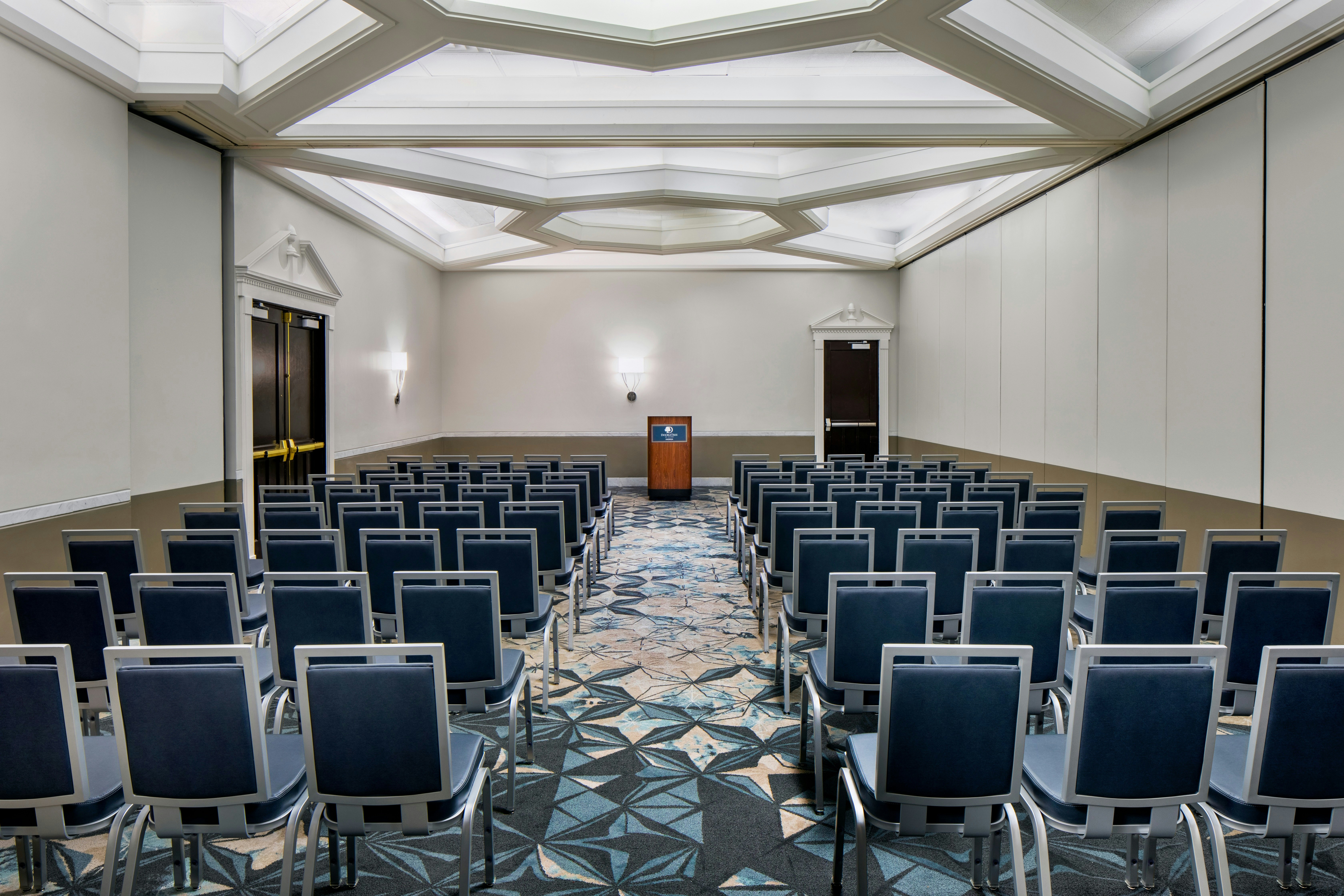 DoubleTree by Hilton Nashua 26/33