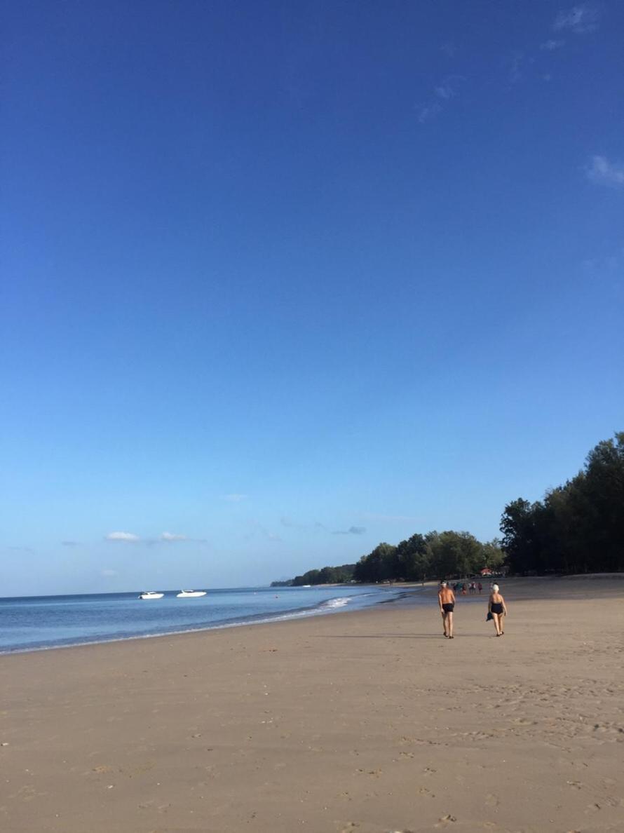 Nautilus Right On The Beach Resort - Adults Only 57/61