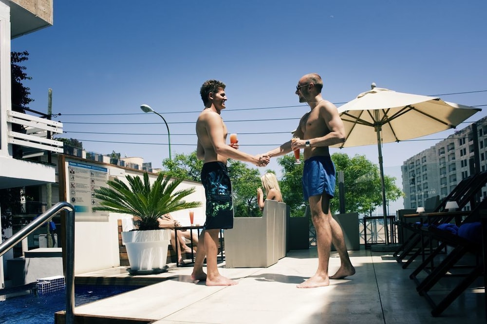 Hotel Feliz 60/65