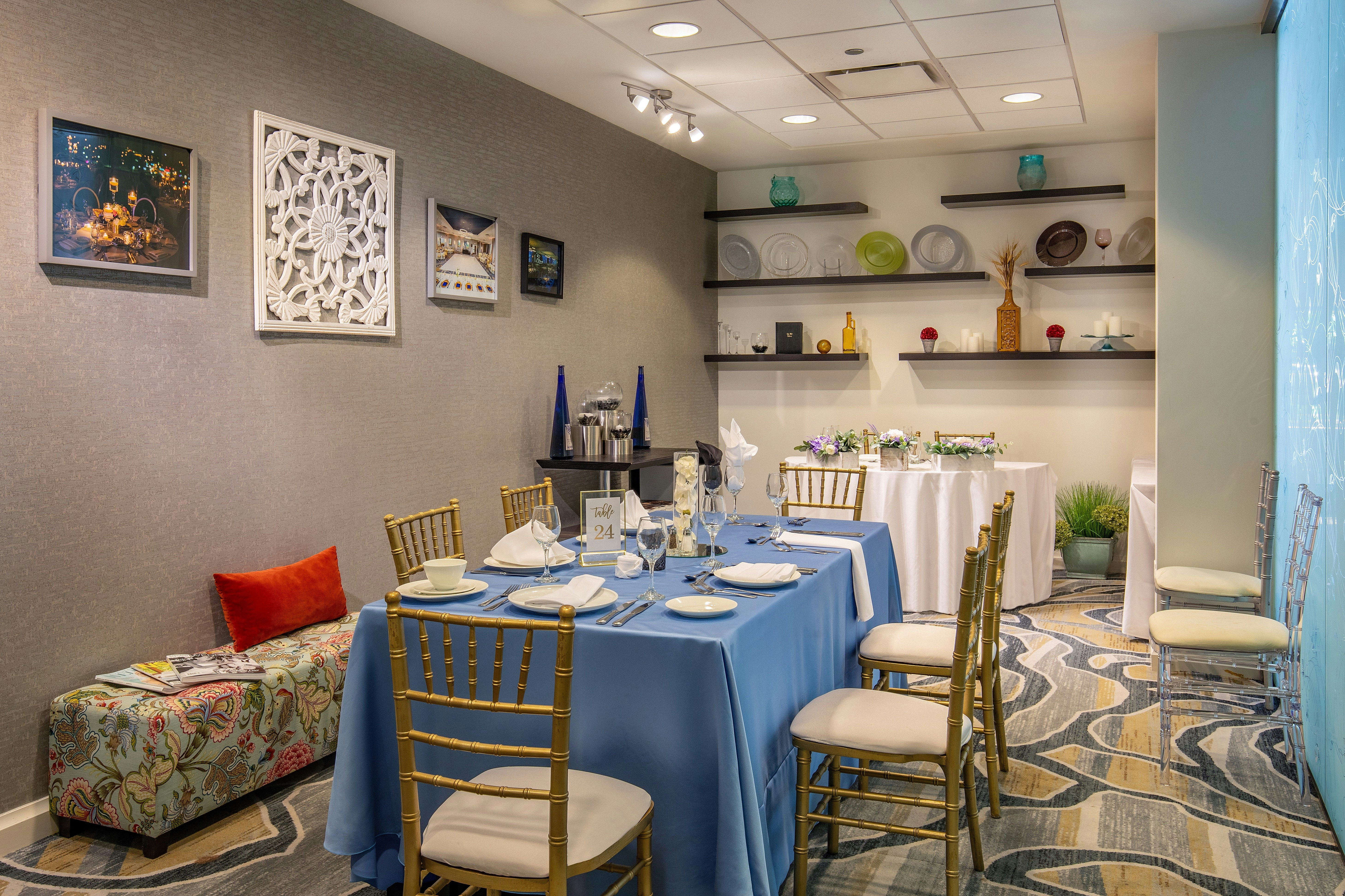 DoubleTree by Hilton Chicago - North Shore Conference Center 24/49