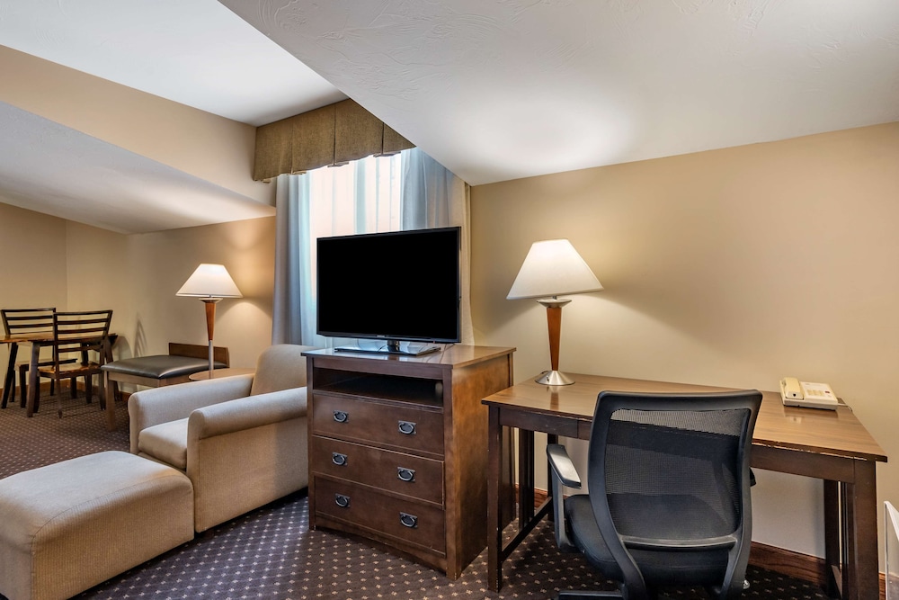 Best Western Desert Inn 32/50