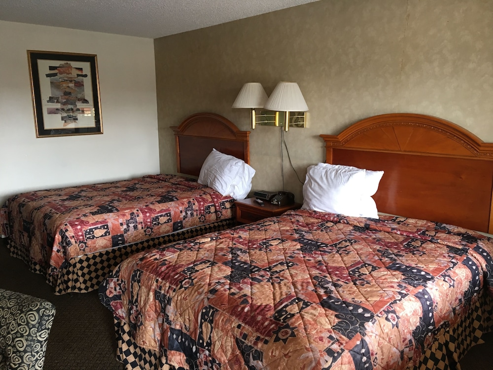 Inn At Mexia 20/64