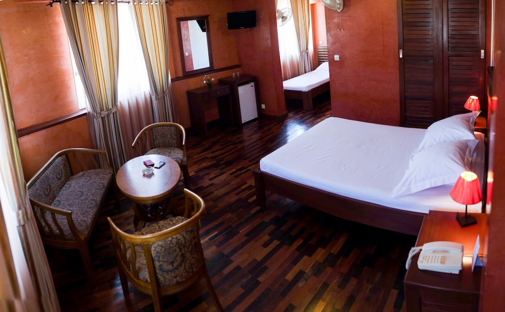 Anjary Hôtel 16/25