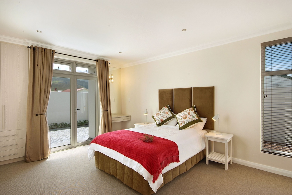 Spatalla Holiday Homes 15/50