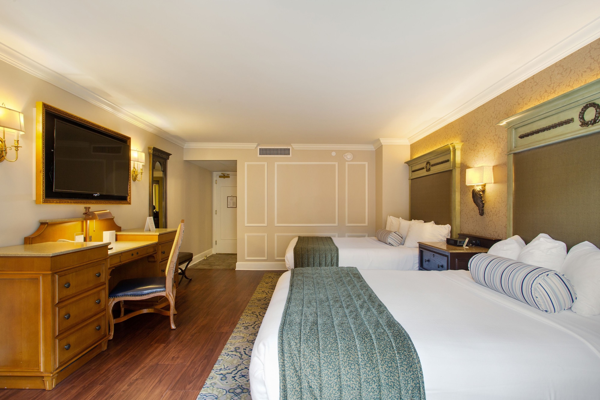 ROOM, 2 QUEEN BEDS, CITY VIEW, BALCONY