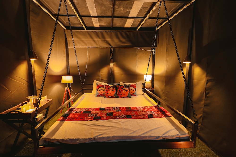 Foothill Pushkar Resort 24/50