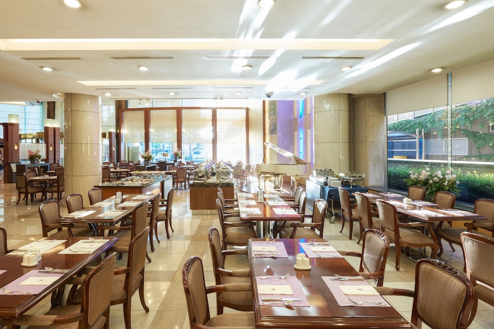 Hotel Riviera Cheongdam 38/50