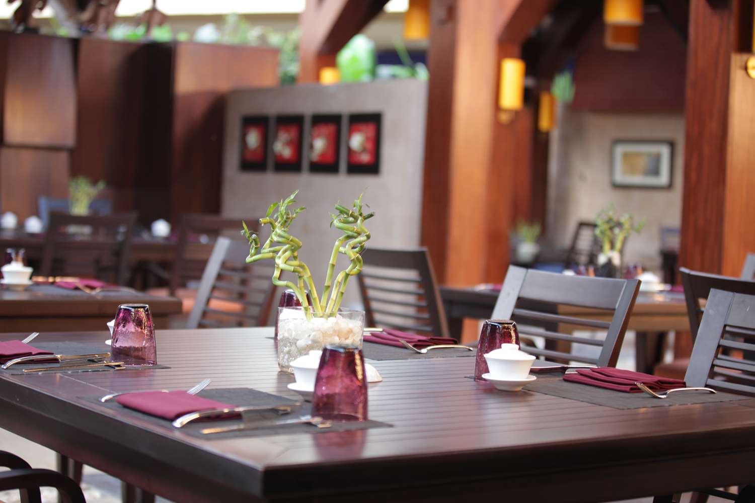 restaurant cafeteria