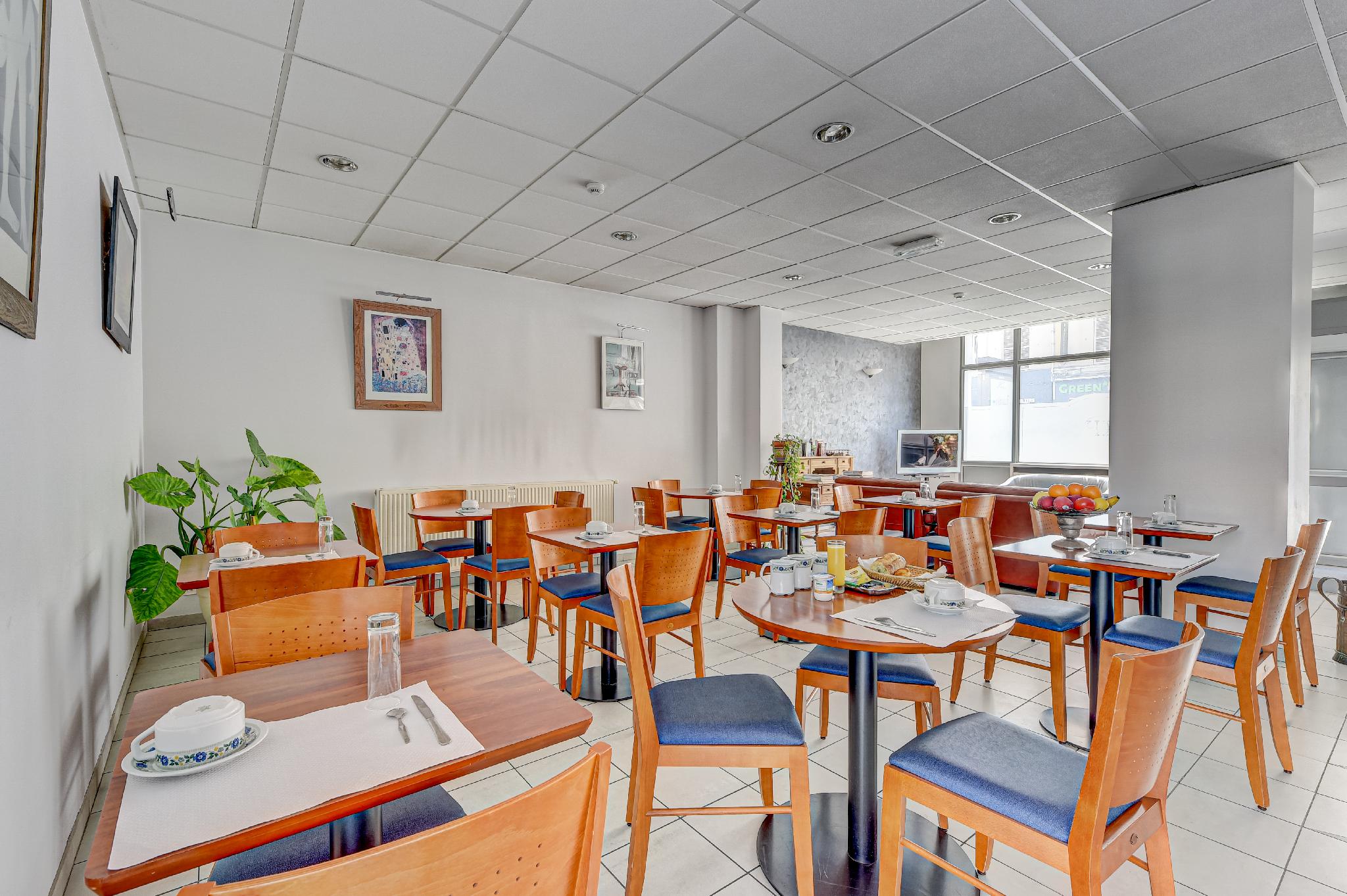 Hotel Robespierre ex Ideal Hotel 9/16