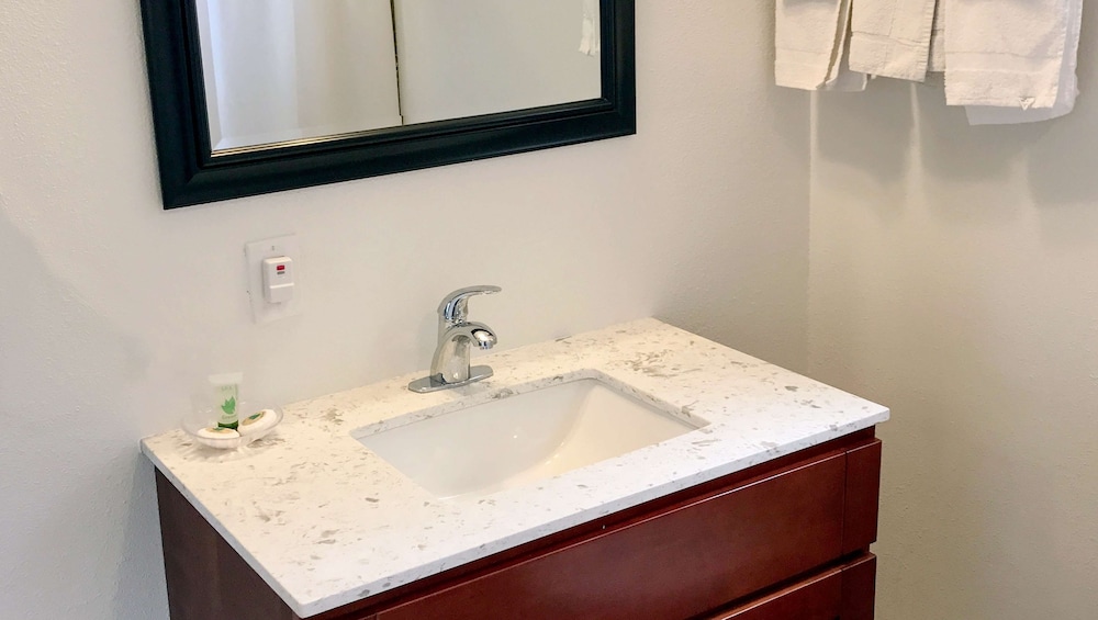 Napa Discovery Inn 24/42