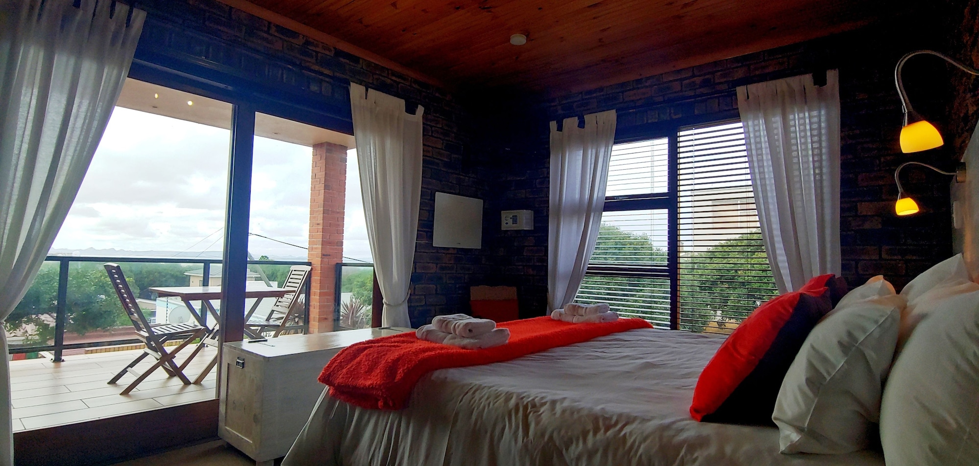 غرفة كومفورت بسرير مزدوج أو سريرين منفصلين بإطلالة على البحر بشرفة بغرفة نوم واحدة، White Shark Guest House 5/10