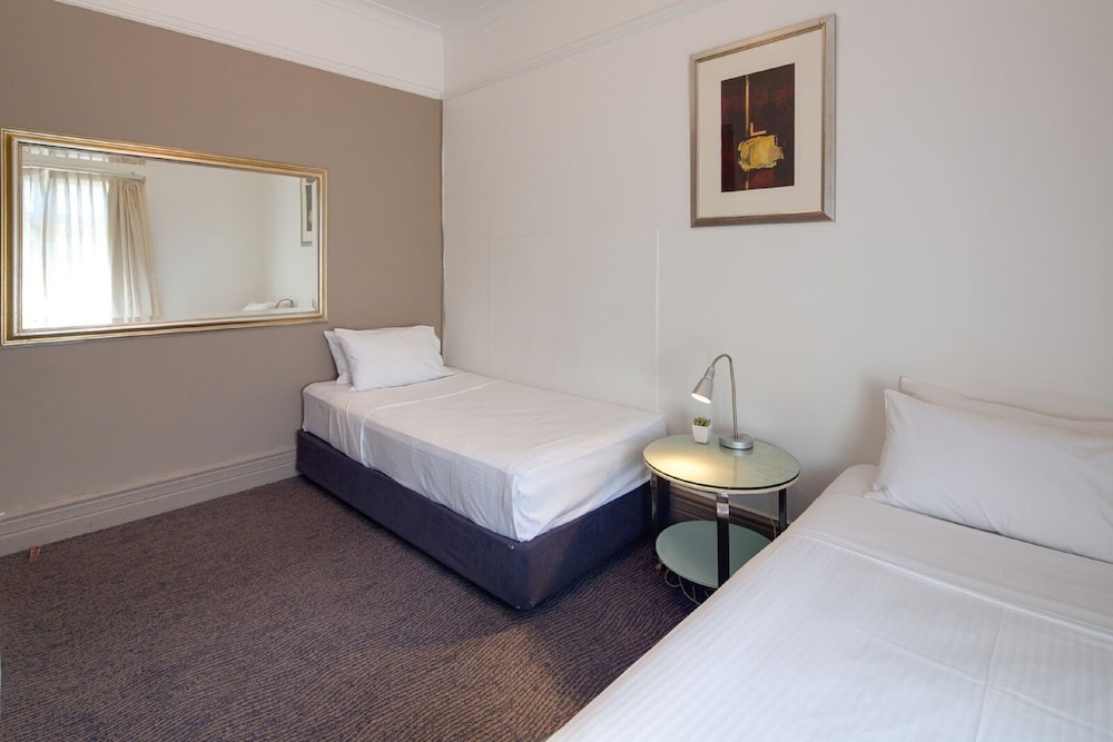 Neutral Bay Lodge 17/35