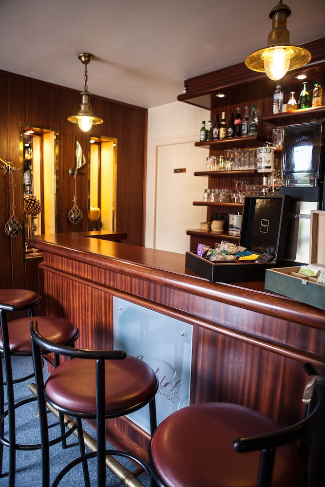Brit Hotel Le Branhoc 46/62