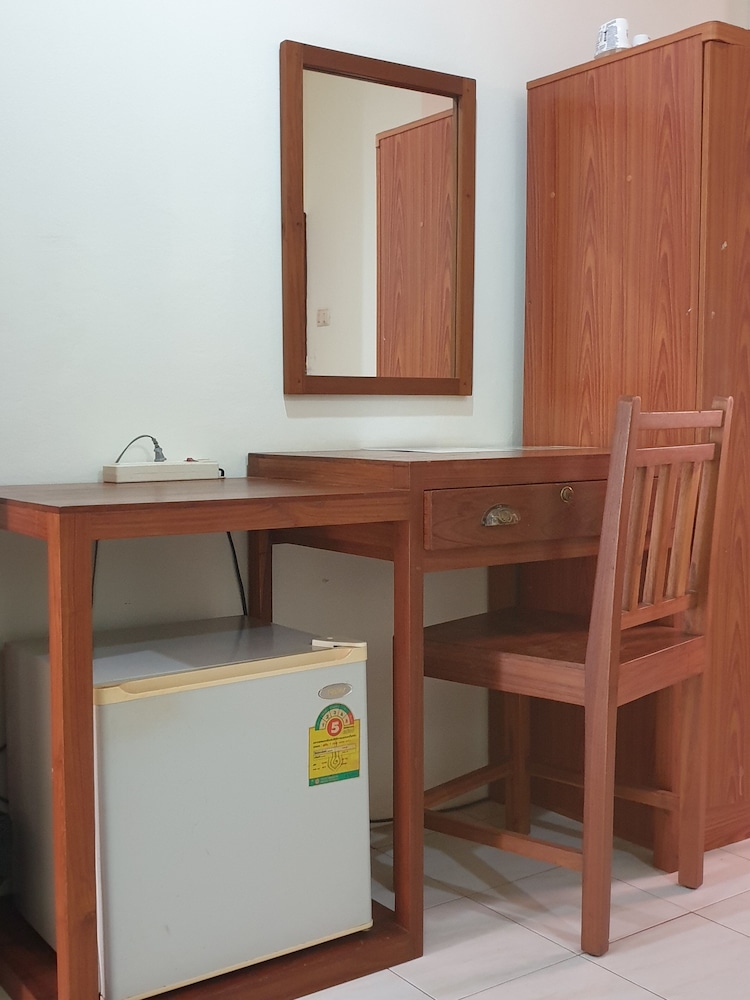 Penzy Guest House 35/39