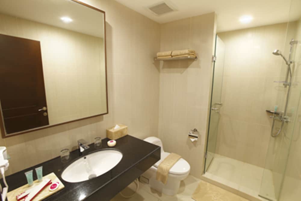 Orchardz Hotel Bandara 25/29