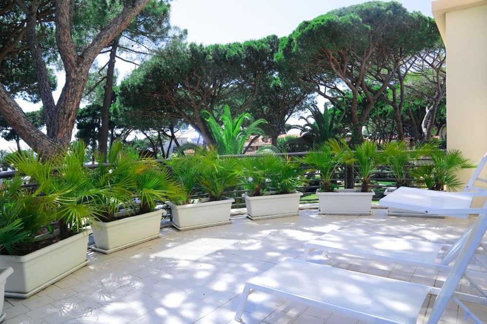 Terme Marine Leopoldo Ii Hotel 48/50