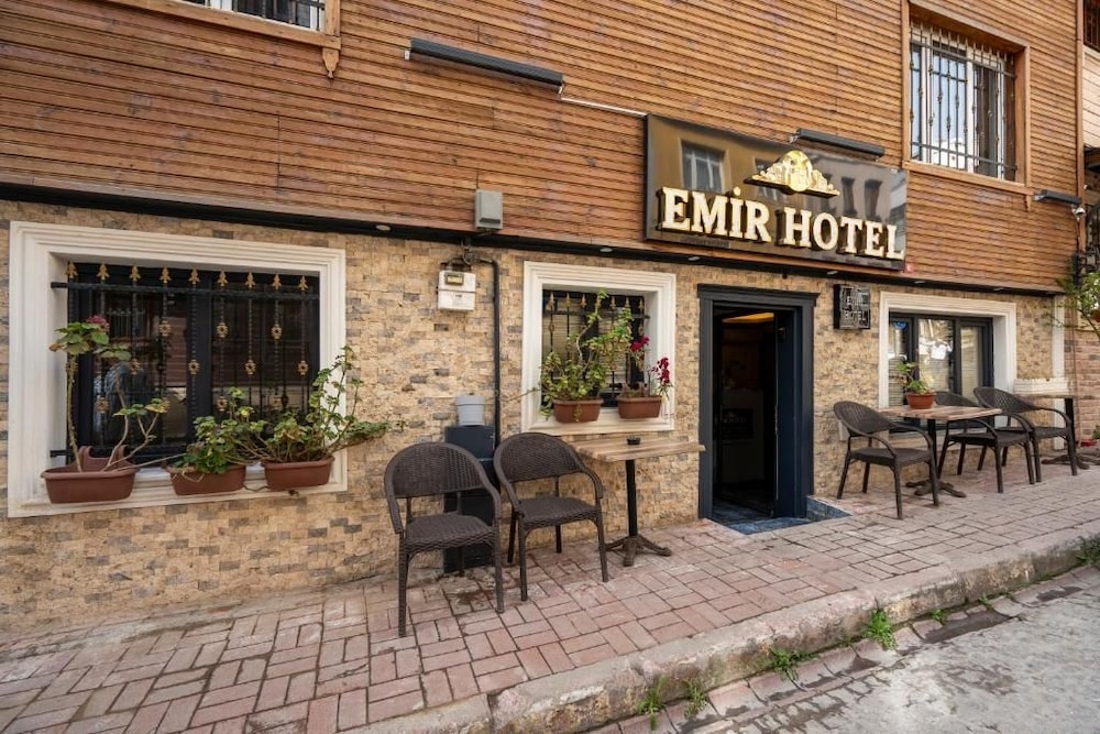 Hotel Emir 34/50