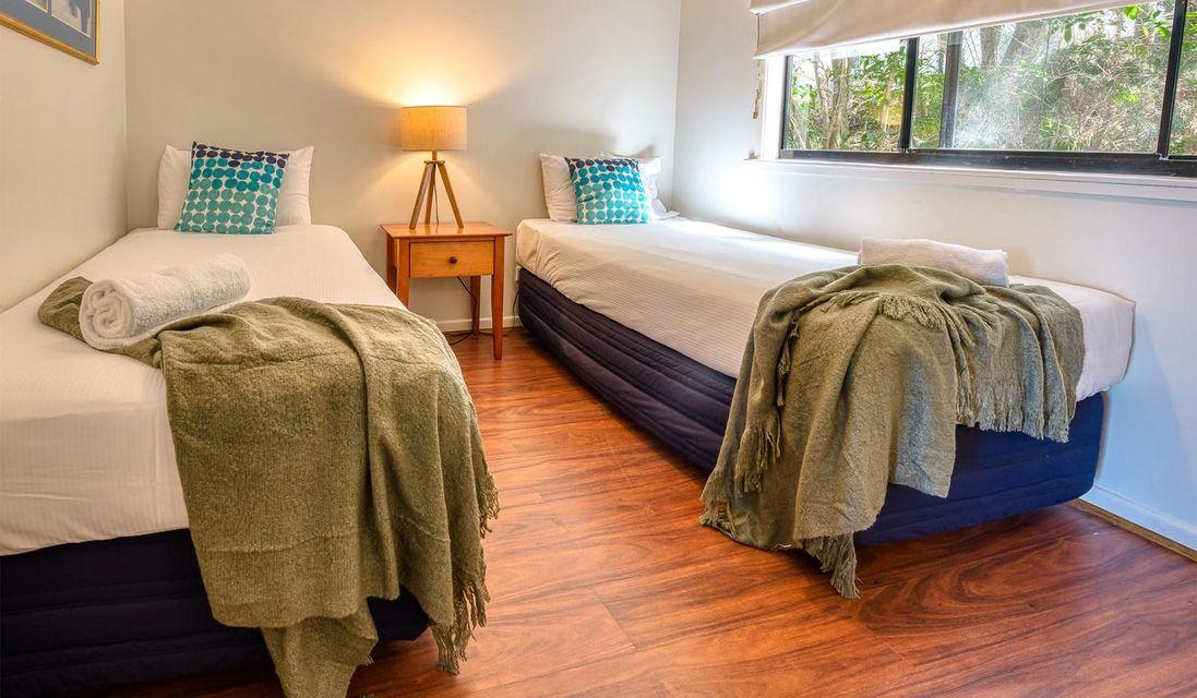 2 Bedrooms, Villa