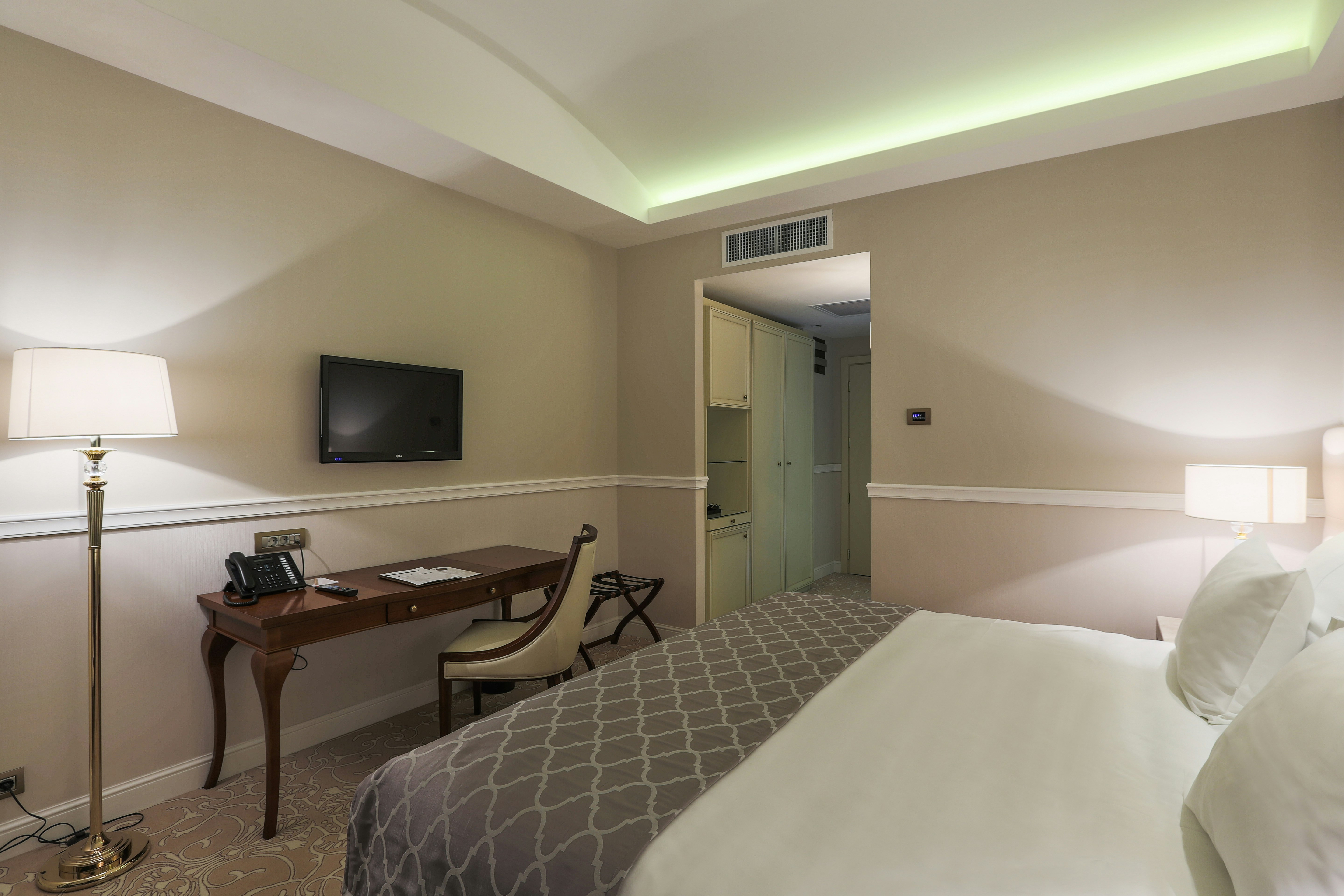 Hotel International Iasi 4/12