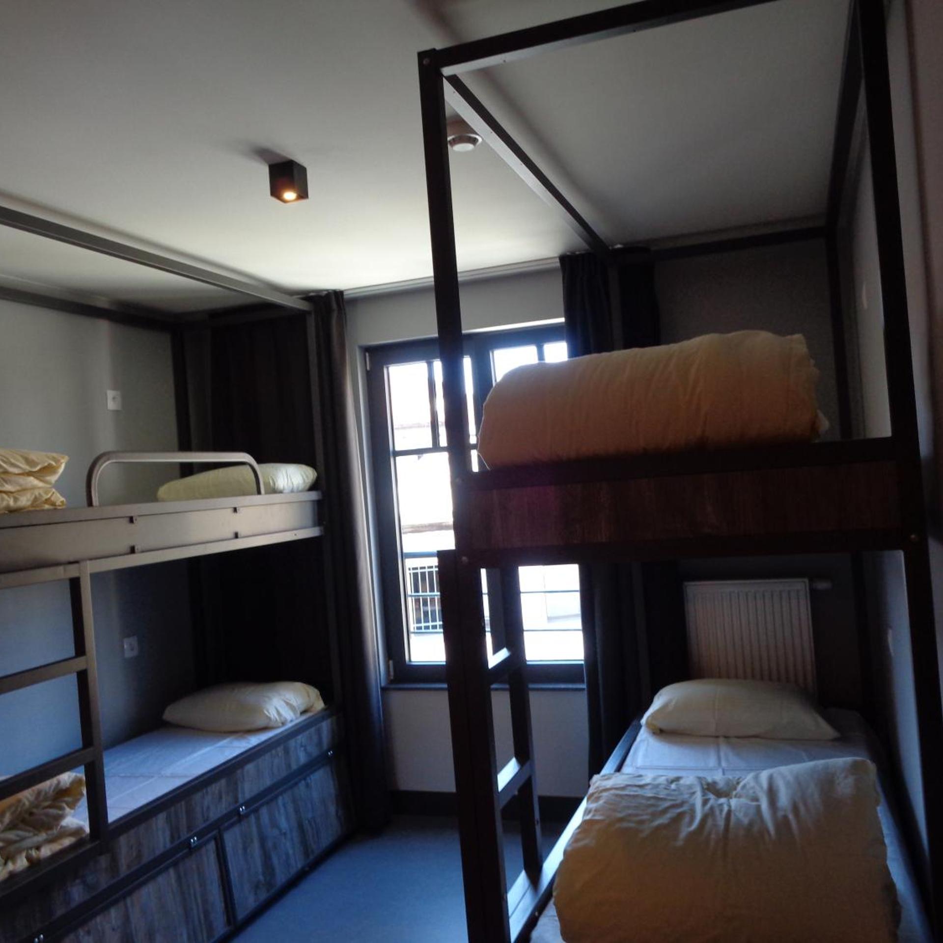 Brxxl5 City Centre Hostel 26/49