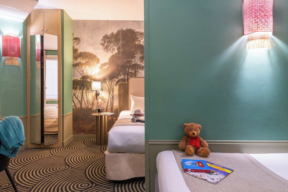 Avalon Hotel Paris Gare Du Nord 44/71