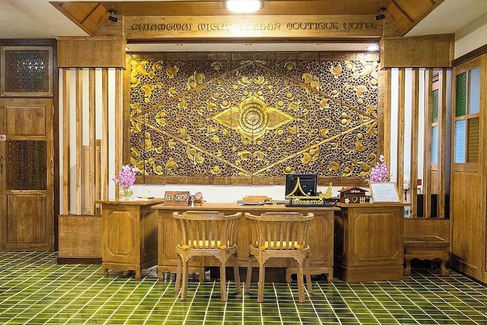 Chiang Mai Night Bazaar Boutique Hotel 12/71