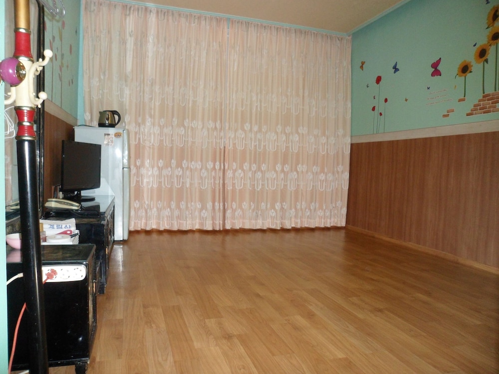 Gyerim Sanjang Motel 32/46