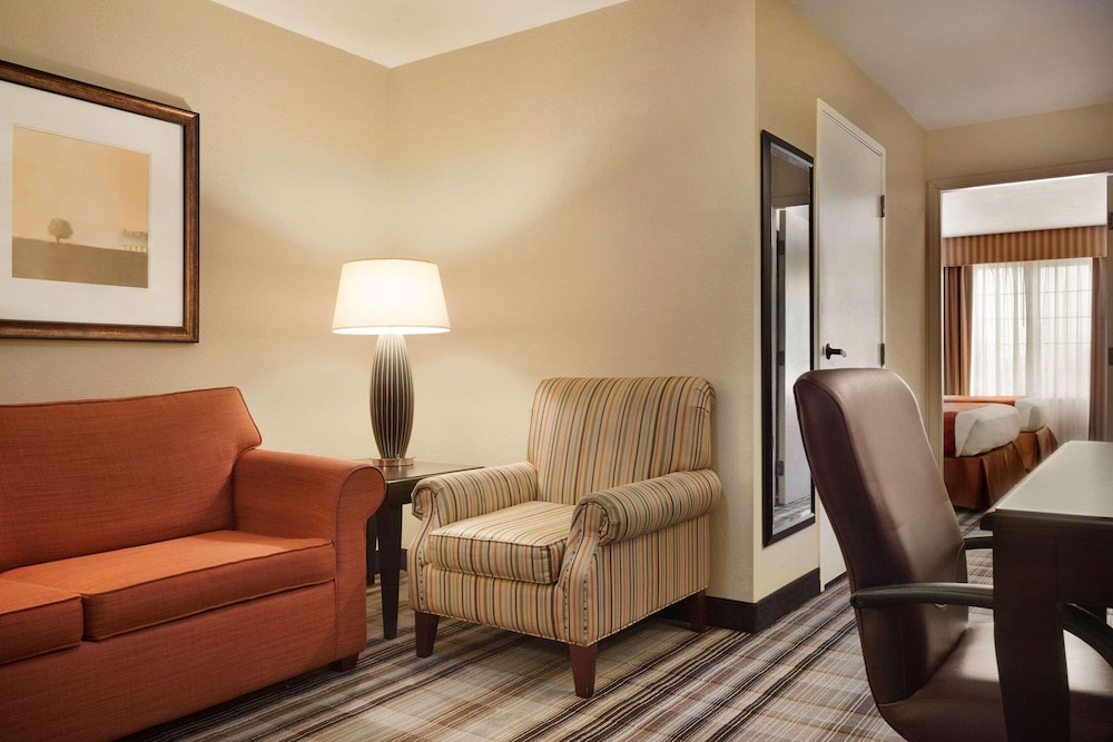 Country Inn Suites By Radisson Lexington Va 35/57