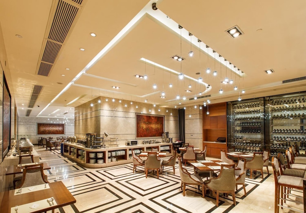 Leeden Jingxi Hotel 18/28