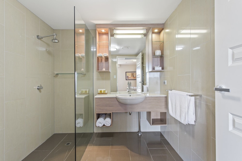 Cbd Luxury Accommodation 6/28