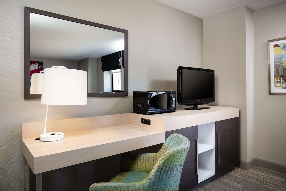 Hampton Inn Freeport 44/45