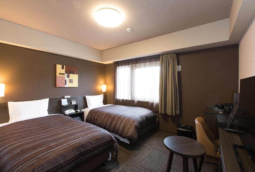 Hotel Route Inn Higashiohmi Yokaichi Ekimae 6/30