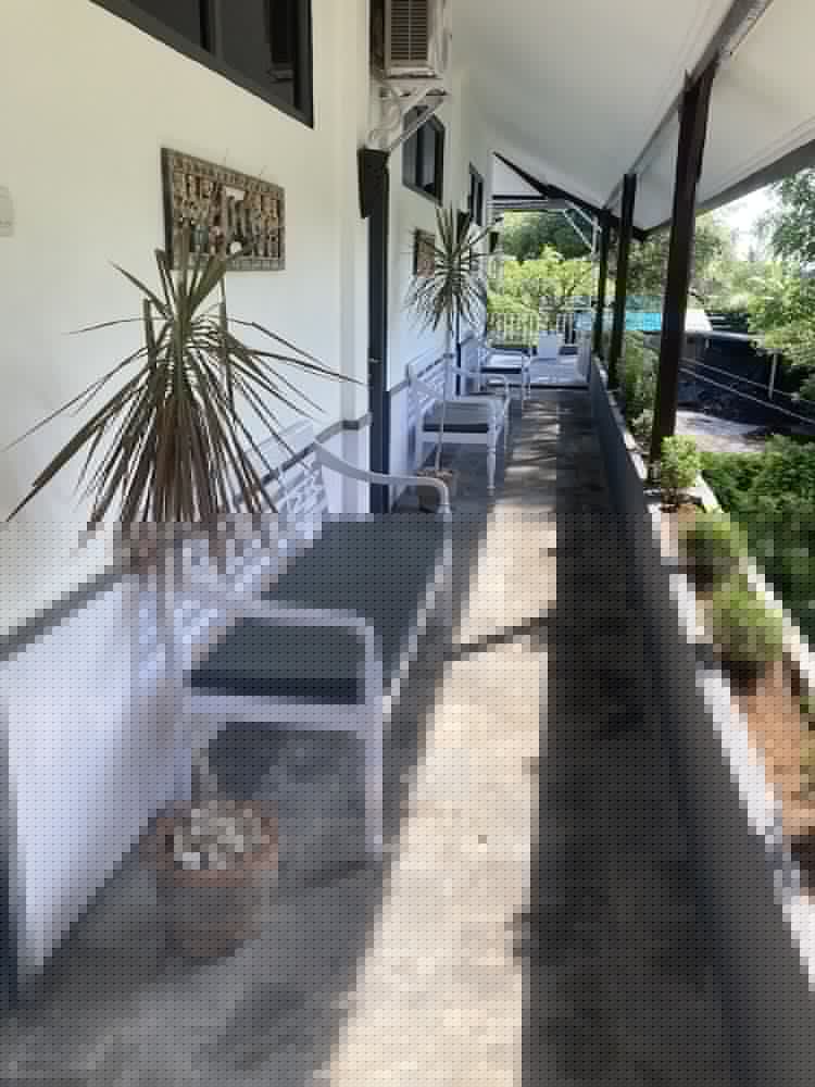 Villa Agung Beach Inn 45/65