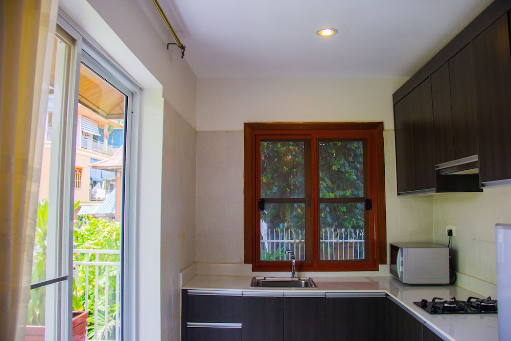 Skyline Boutique Hotel 49/50