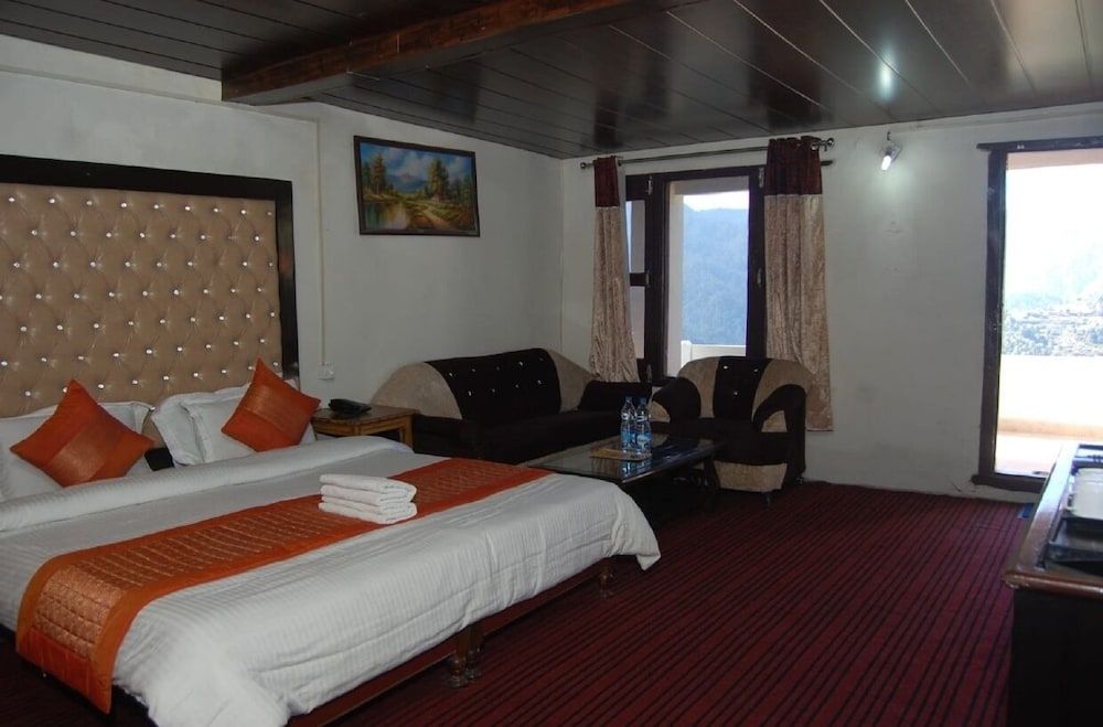 Hotel Kausani Retreat 9/48