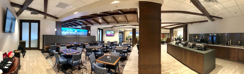 Best Western Premier Pasco Inn & Suites 53/64