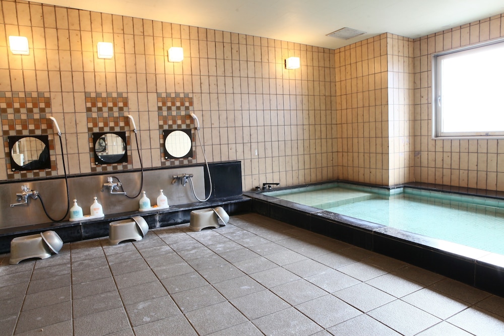 Sakaide Grand Hotel 35/59