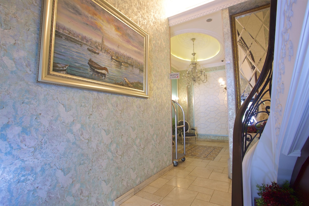 Emporium Hotel Istanbul 14/64