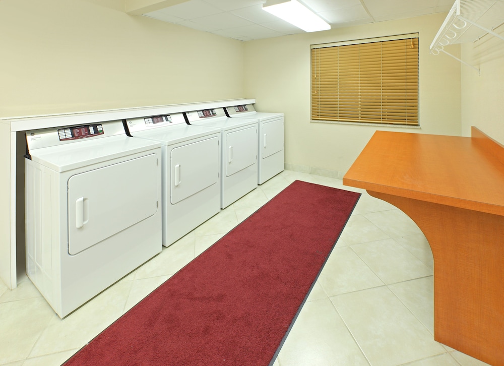 Candlewood Suites West Little Rock 5/62