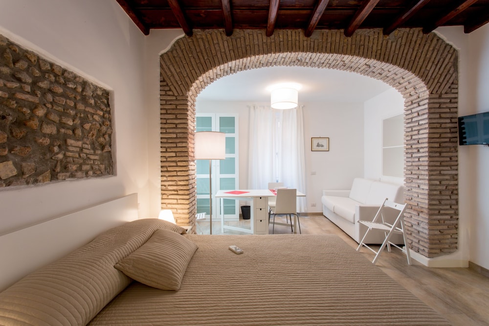 Domenichino Luxury Home 35/45