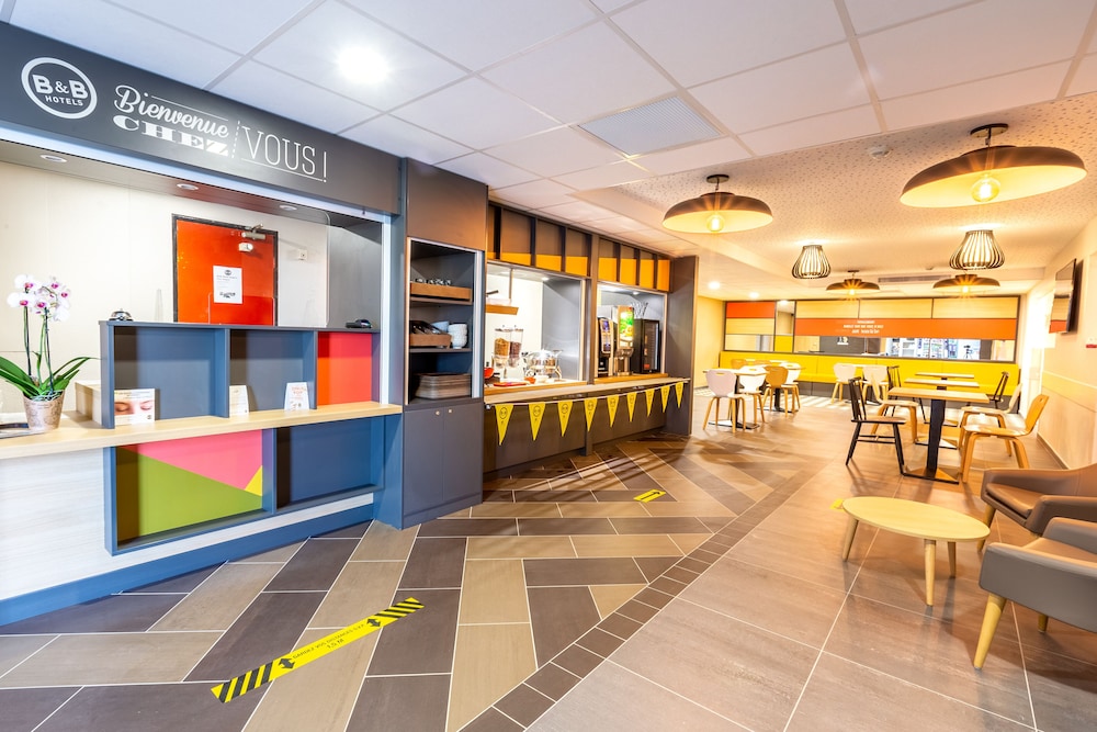 B&B Hotel Angers Parc Expos 12/65
