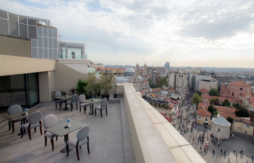 Taksim Square Hotel 48/50